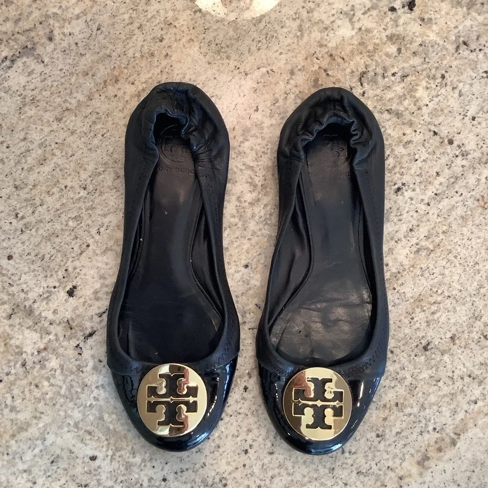 Tory Burch Black Leather Ballet Flats Size 8.5 Patent Toe